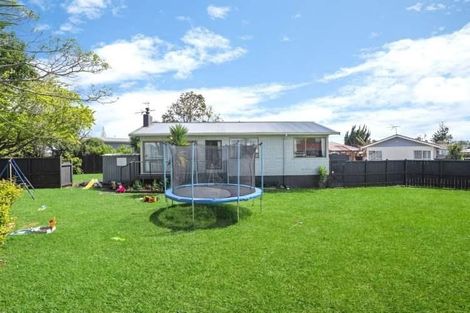 Photo of property in 64 Addington Avenue, Manurewa, Auckland, 2102