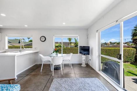 Photo of property in 21 Hendrika Court, Hobsonville, Auckland, 0618