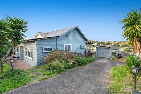 Photo of property in 24 Jean Place, Stanmore Bay, Whangaparaoa, 0932