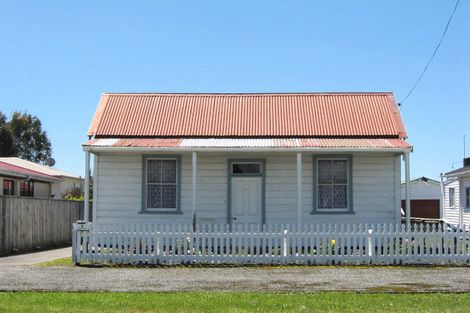 Photo of property in 9 Gladstone Street, Westport, 7825