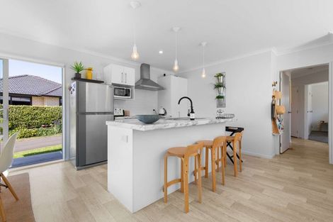Photo of property in 16 Reel Road, Athenree, Waihi Beach, 3611