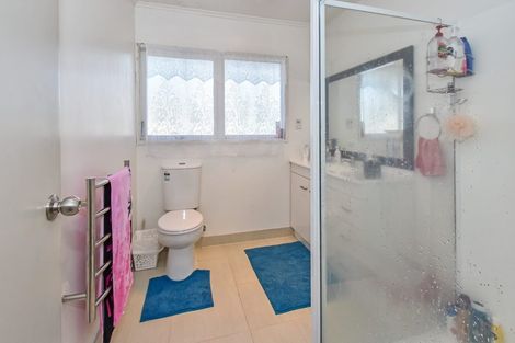 Photo of property in 86 Muir Avenue, Mangere Bridge, Auckland, 2022