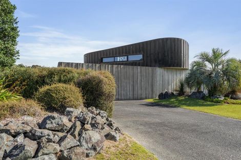 Photo of property in 184 Mangatawhiri Road, Omaha, 0986