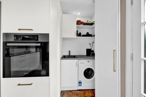 Photo of property in 42 Brooklands Road, Brooklands, New Plymouth, 4310