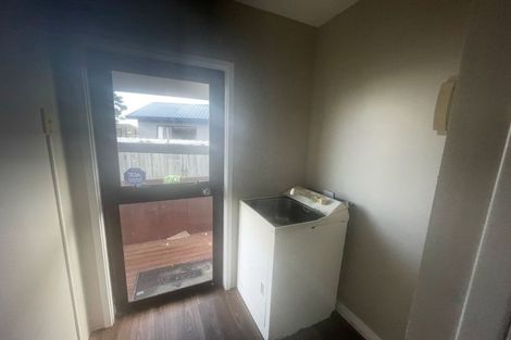 Photo of property in 3/10 Solveig Place, Randwick Park, Auckland, 2105
