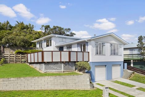 Photo of property in 7 Ceres Crescent, Johnsonville, Wellington, 6037