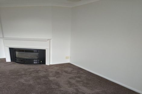 Photo of property in 4 Comber Place, Johnsonville, Wellington, 6037