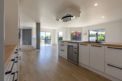 Photo of property in 17 Marshall Close, Motuoapa, Turangi, 3382