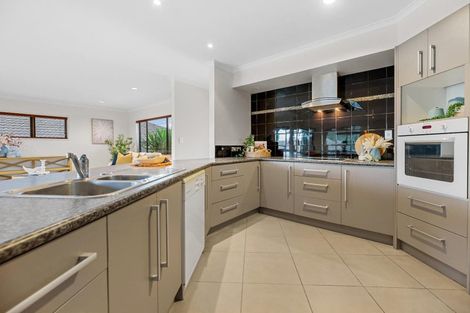 Photo of property in 48 Rosella Drive, Welcome Bay, Tauranga, 3112