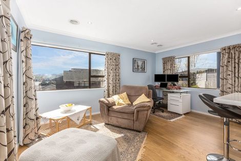 Photo of property in 7 The Top Gallant, Whitby, Porirua, 5024