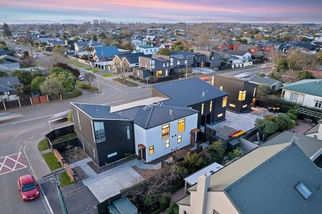 Photo of property in 3/90 Browns Road, St Albans, Christchurch, 8014