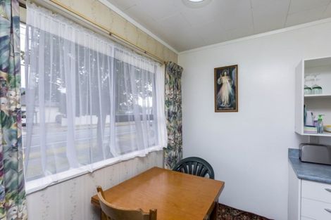 Photo of property in 48f1- Kowhai Avenue, Ebdentown, Upper Hutt, 5018