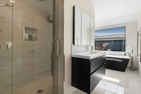 Photo of property in 5 Feather Place, Rolleston, 7615