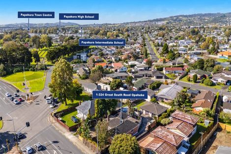Photo of property in 1/324 Great South Road, Opaheke, Papakura, 2113