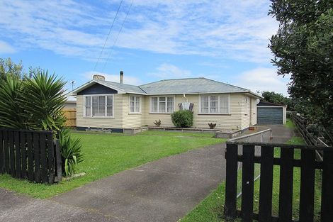 Photo of property in 20 Iredale Road, Hawera, 4610
