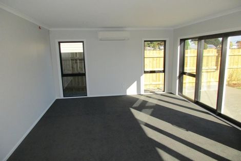 Photo of property in 30 Koru Loop, Paraparaumu, 5032