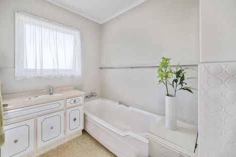 Photo of property in 74 Gordon Road, Western Heights, Rotorua, 3015