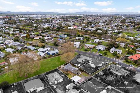 Photo of property in 19 Morrow Avenue, St Andrews, Hamilton, 3200