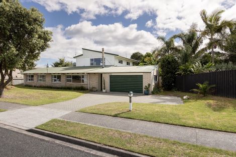 Photo of property in 239 Range Road, Papamoa Beach, Papamoa, 3118