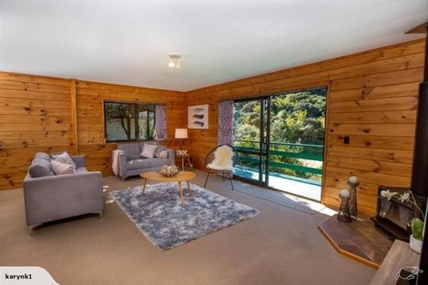 Photo of property in 5 Shackle Lane, Whitby, Porirua, 5024