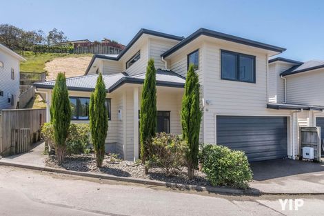 Photo of property in 28 Cheetwood Street, Churton Park, Wellington, 6037