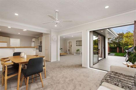 Photo of property in 12 Gleneagles Terrace, Ilam, Christchurch, 8053