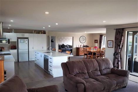 Photo of property in 58 Huntingdon Drive, Rangiora, 7400