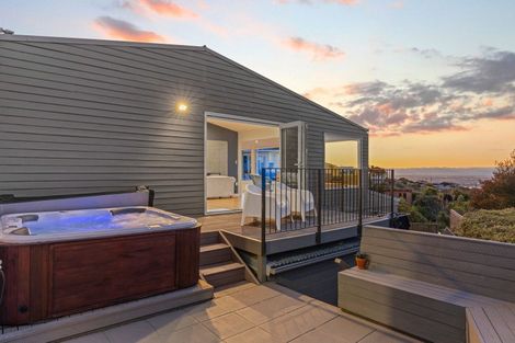 Photo of property in 21 Muritai Terrace, Mount Pleasant, Christchurch, 8081
