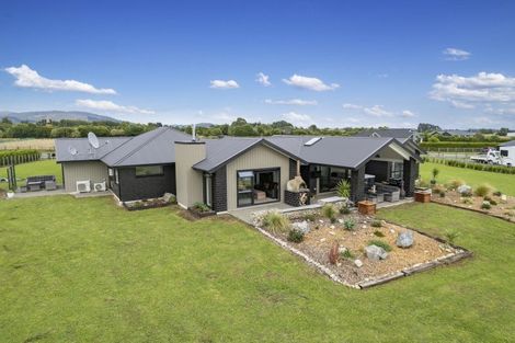 Photo of property in 9 Oriwa Lane, Levin, 5571