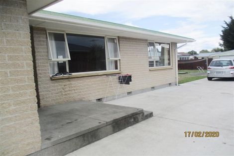 Photo of property in 92 Frensham Crescent, Woolston, Christchurch, 8062