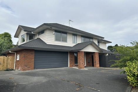 Photo of property in 3/8 Solana Court, Botany Downs, Auckland, 2010