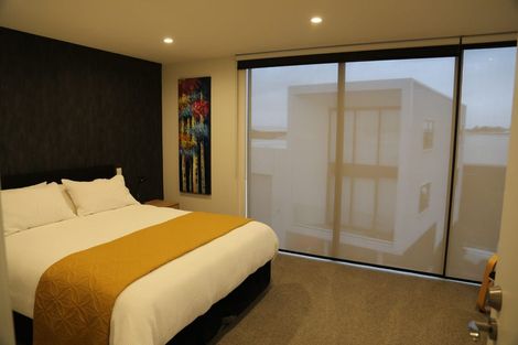 Photo of property in 1/86 Hurlstone Drive, Waiwhakaiho, New Plymouth, 4312