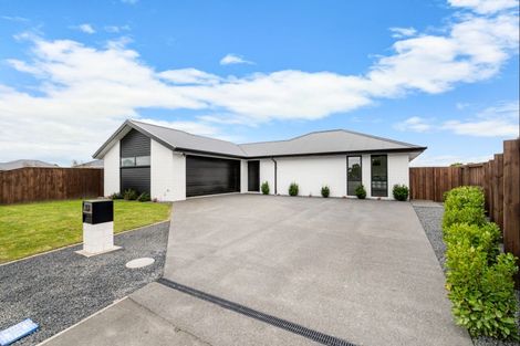 Photo of property in 35a Masefield Drive, Rolleston, 7614