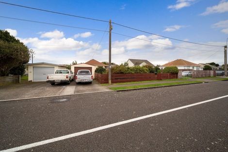 Photo of property in 27 Vogel Street, Hawera, 4610