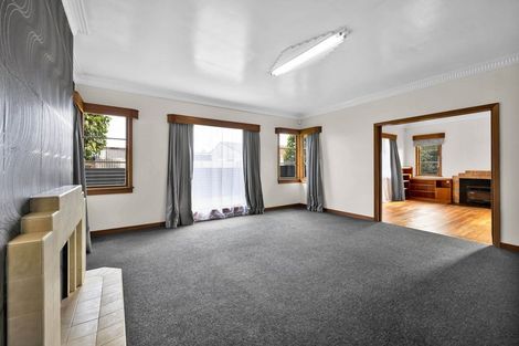 Photo of property in 230 South Road, Hawera, 4610