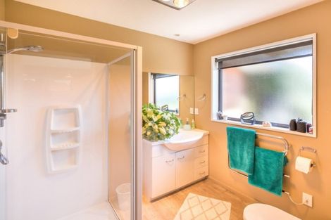 Photo of property in 12 Parkside Crescent, Northwood, Christchurch, 8051