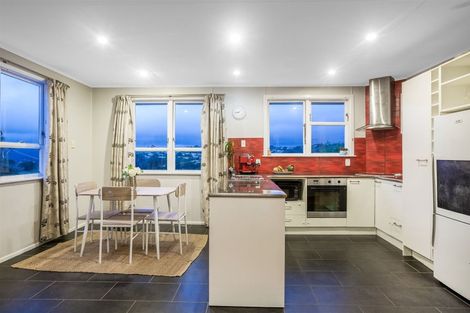 Photo of property in 21 Desert Gold Street, Ascot Park, Porirua, 5024