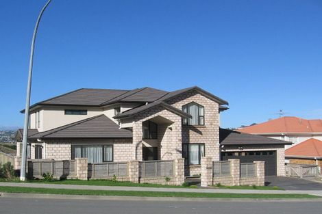 Photo of property in 72 Amesbury Drive, Churton Park, Wellington, 6037