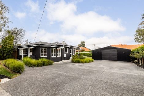 Photo of property in 5 Arataki Road, Havelock North, 4130