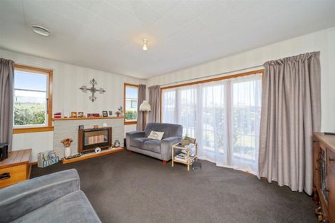 Photo of property in 48 Ramanui Avenue, Hawera, 4610