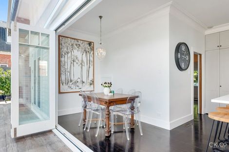 Photo of property in 16 Hinau Street, Woburn, Lower Hutt, 5010