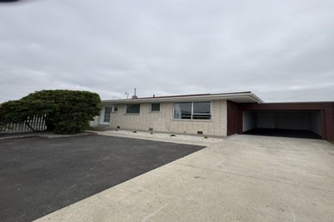 Photo of property in 4b Brentwood Street, Parklands, Christchurch, 8083