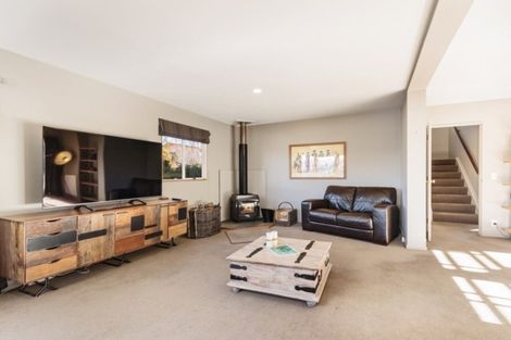 Photo of property in 70 Hensman Road, Queenstown, 9300