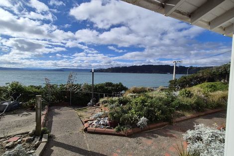 Photo of property in 68 Evans Bay Parade, Roseneath, Wellington, 6021