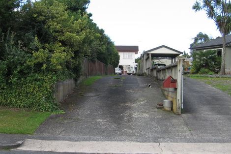 Photo of property in 9 Dawnhaven Drive, Te Atatu Peninsula, Auckland, 0610