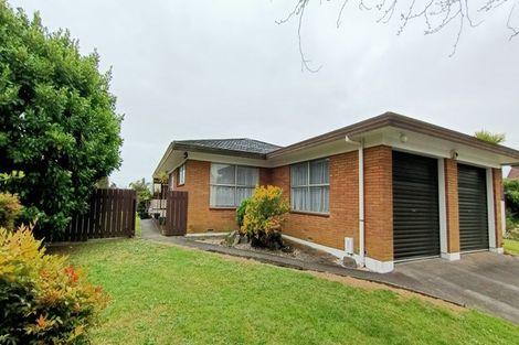 Photo of property in 27 Rushgreen Avenue, Pahurehure, Papakura, 2113