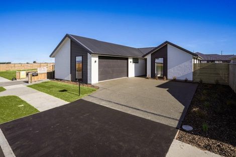 Photo of property in 58 Marcoola Drive, Rolleston, 7614