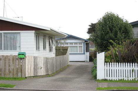 Photo of property in 12a Kowhai Street, Strandon, New Plymouth, 4312