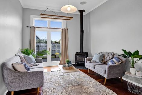 Photo of property in 16a Sunnyvale Street, Bell Block, New Plymouth, 4312