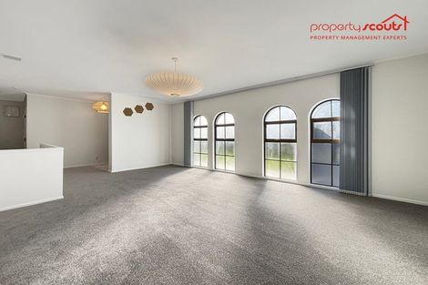 Photo of property in 2/78 Rangatira Road, Beach Haven, Auckland, 0626